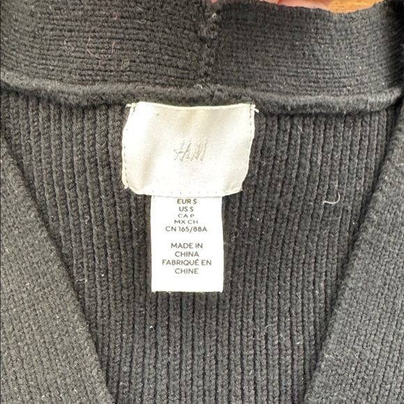 H&M Black Ribbed V-Neck Cardigan - Picture 4 of 5